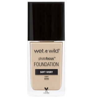 WET N WILD PHOTPFOCUS DOUNDATION (SOFT IVORY)